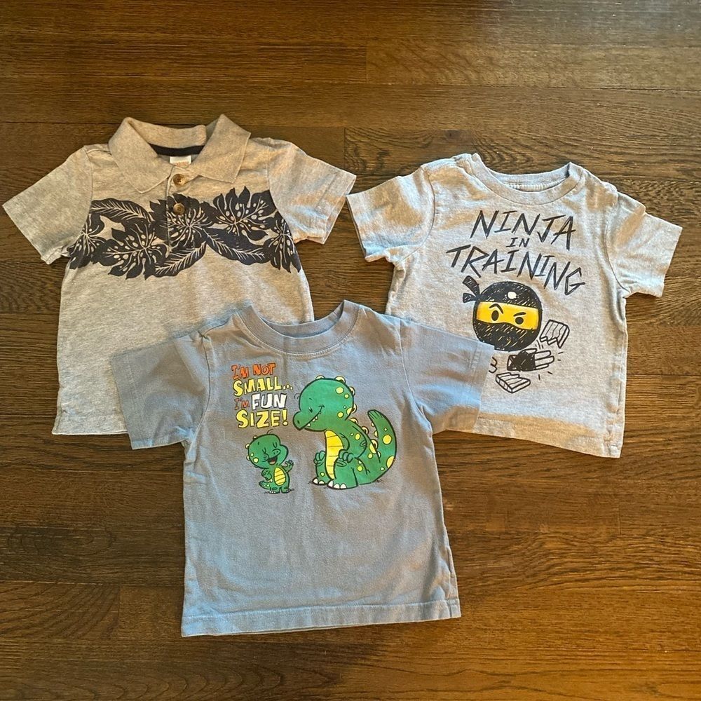 Bundle of Shirts size size 12-18 months